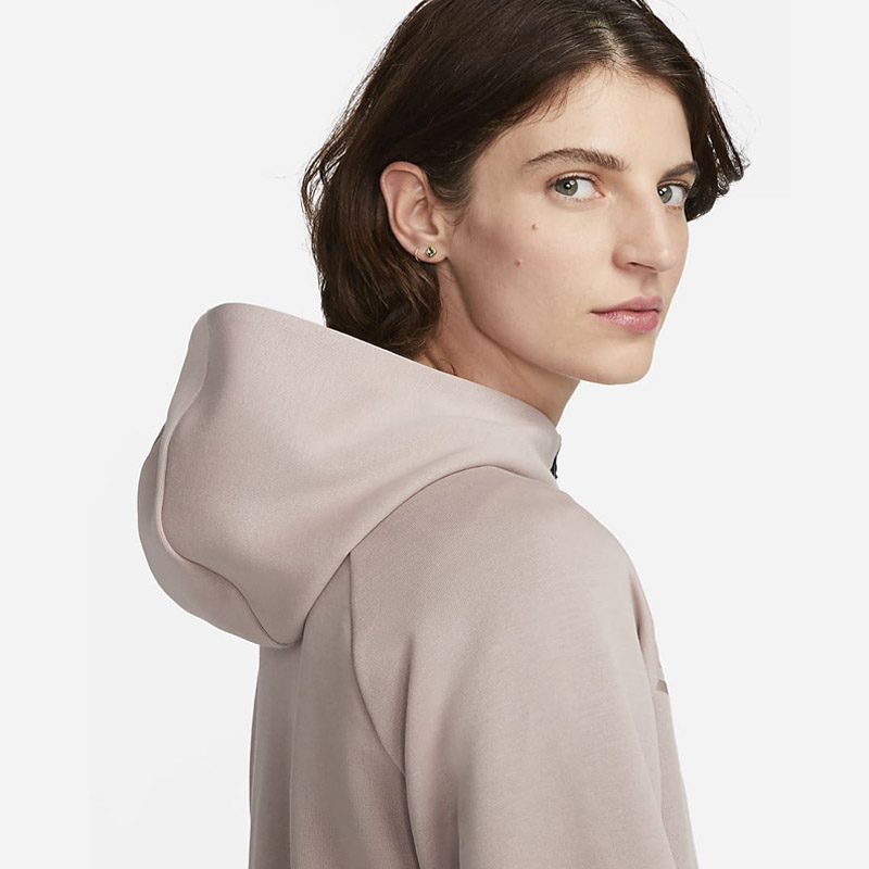 nike nsw tch flc jggr